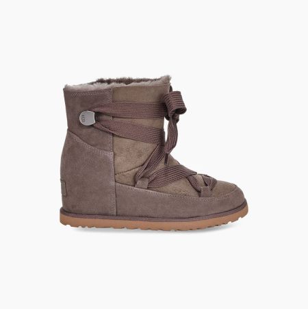 UGG Classic Femme Lace-up Brown Boots for Women (LDVR29586)